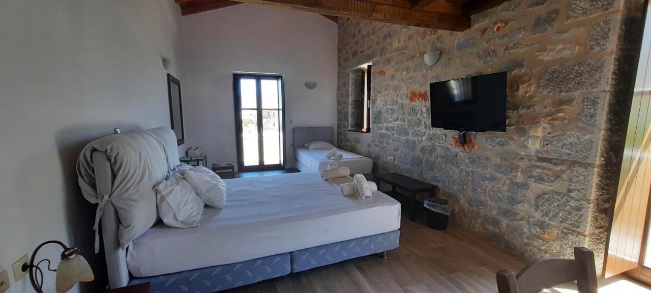 Koukouri Suites Areopoli Buitenkant foto
