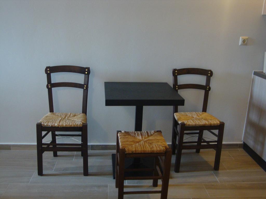 Koukouri Suites Areopoli Kamer foto