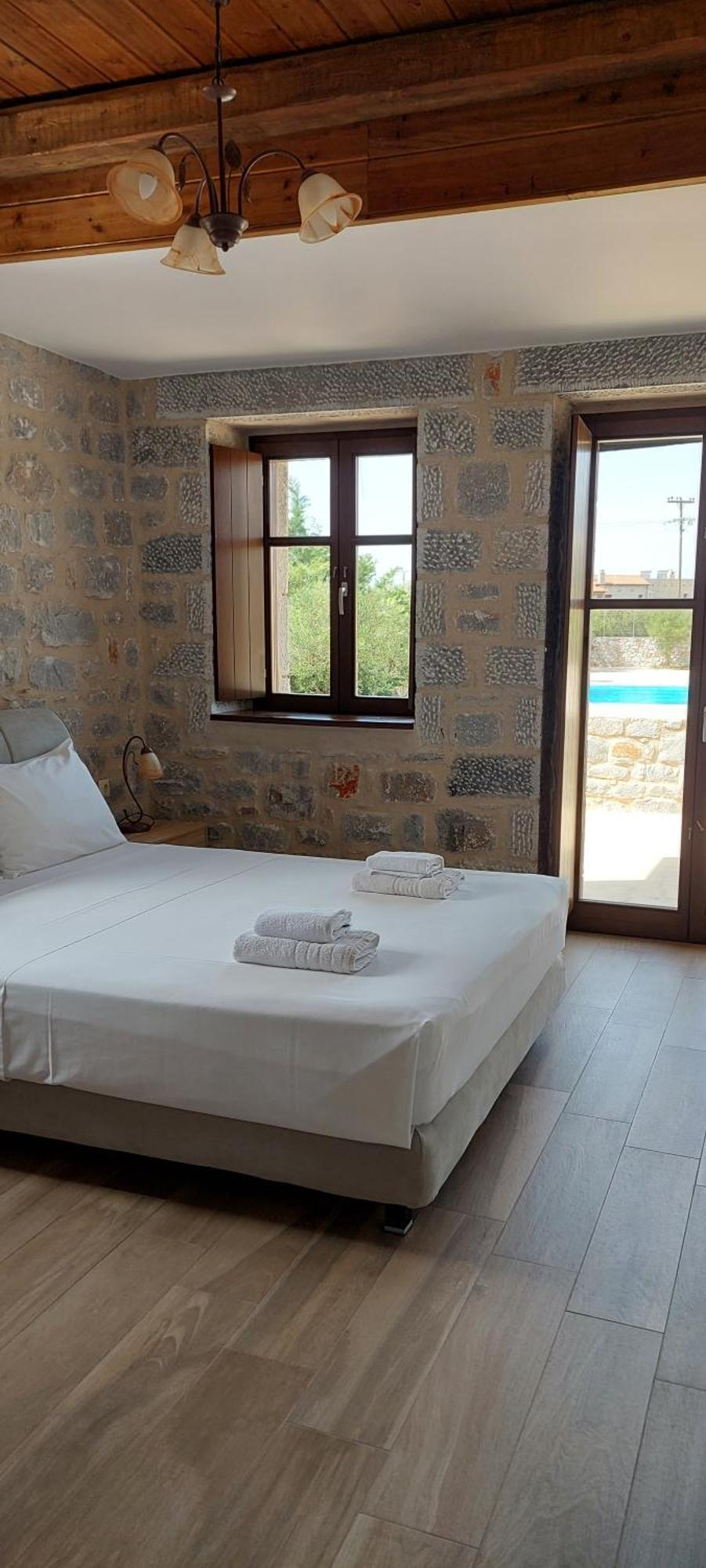 Koukouri Suites Areopoli Buitenkant foto