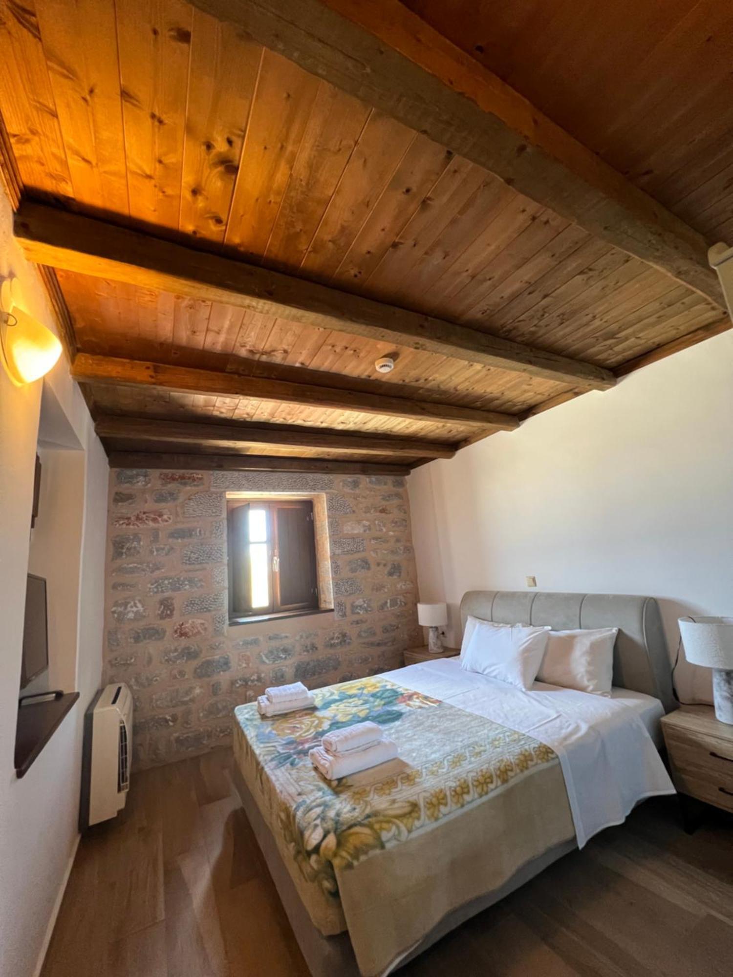 Koukouri Suites Areopoli Buitenkant foto