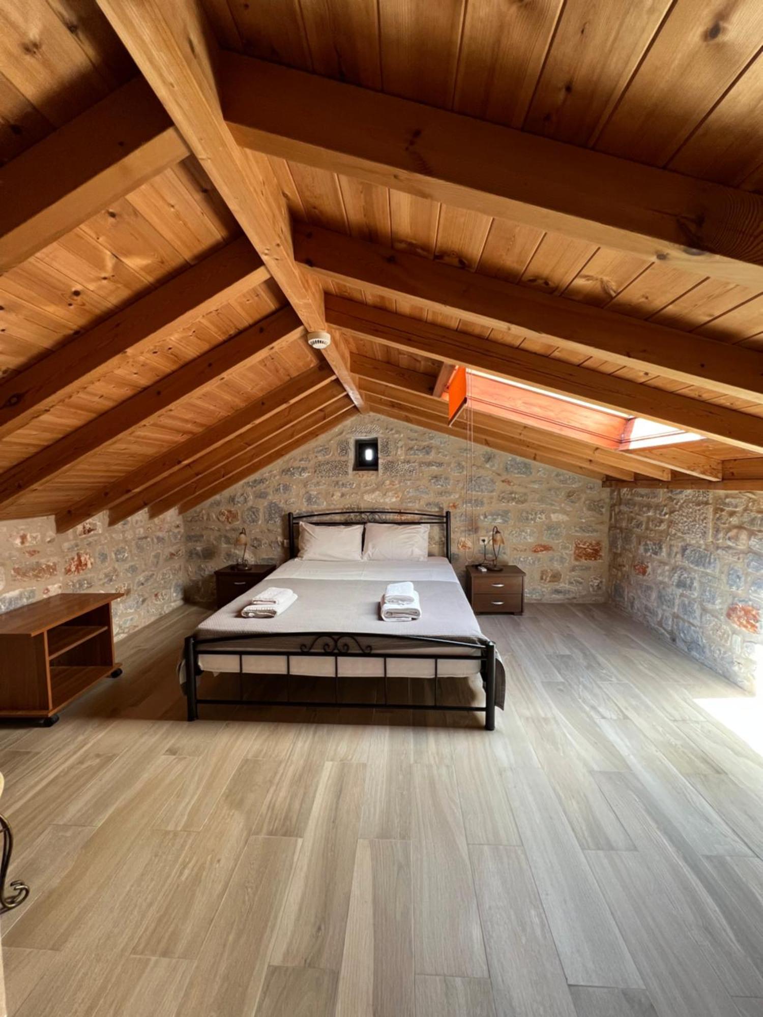 Koukouri Suites Areopoli Buitenkant foto